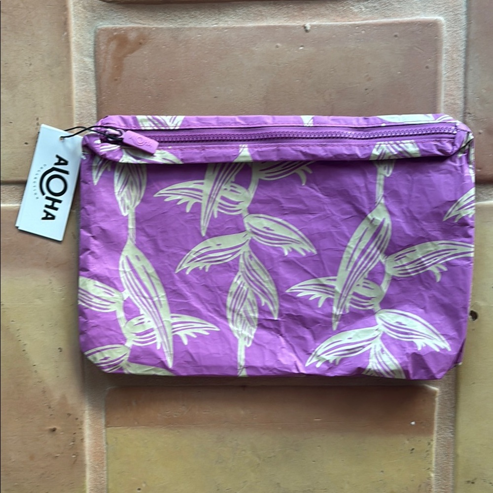 ALOHAS Purple Cosmetic Case with Glossy Finish and Tropical Leaf Design